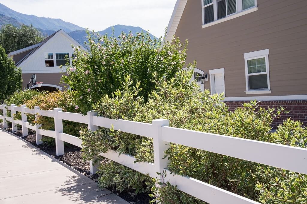 2-Rail Ranch Fence
